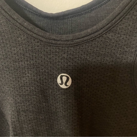 ALIGN HIGH NECK TANK - Picture 3 of 5